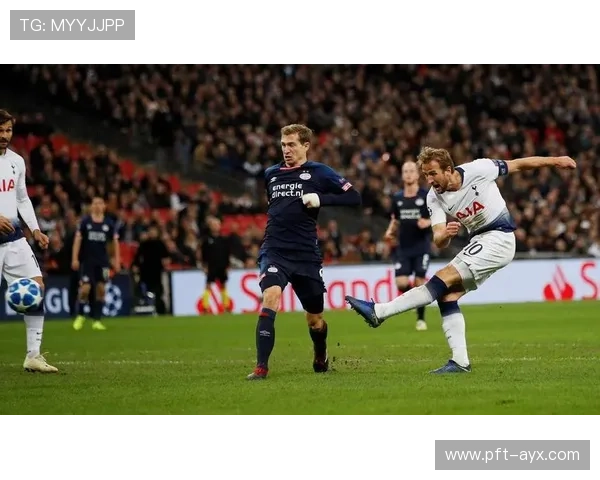 埃因霍温欧战表现亮眼,晋级之路充满希望